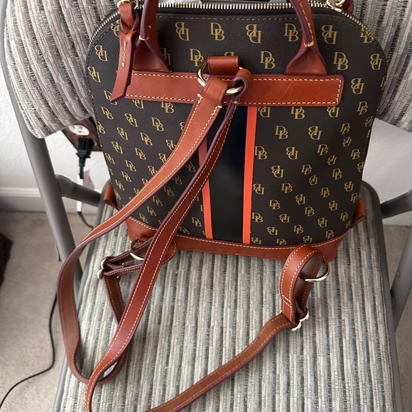 SF Giant Dooney - Picture 4 of 6